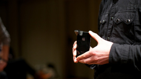 iSpex device on a smartphone. Image by Sebastiaan ter Burg , published under licence CC BY 2.0